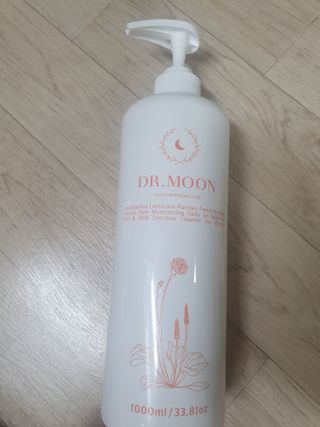 프리[닥터문] 유산균 락토케어 질경초 여성청결제 1000ml (젤타입) — 3점을 준 리뷰어가 2022년 7월 올린 사용 사진