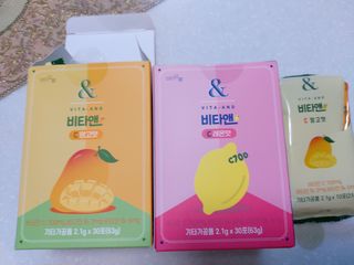 비타앤C 레몬맛, 망고맛 — 5점을 준 리뷰어가 2021년 7월 올린 사용 사진