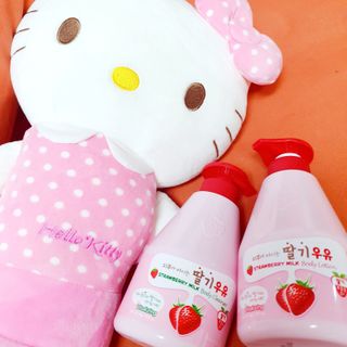[과일나라] 피부가 마시는 딸기우유 바디클렌저&바디로션 — 5점을 준 리뷰어가 2022년 2월 올린 사용 사진