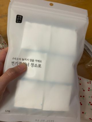 [생활공작소] 변기크리너 스틱 + 리필 12개 세트 — 5점을 준 리뷰어가 2021년 3월 올린 사용 사진