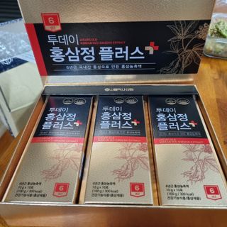 서울약사신협_투데이홍삼정플러스스틱_10g x 30포 — 5점을 준 리뷰어가 2021년 5월 올린 사용 사진