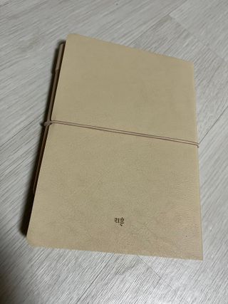 리훈 2022년 이야기다이어리 그란데 하반기(7-12월, 6개월) — 5점을 준 리뷰어가 2022년 6월 올린 사용 사진