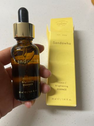 스킨큐어 산다화 비타민c 화이트닝 에센스 30ml — 5점을 준 리뷰어가 2023년 7월 올린 사용 사진