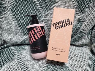 난나 살몬 스파이더 검버섯 미백 톤업 화이트닝 연어 앰플 크림 300ml 대용량 — 5점을 준 리뷰어가 2022년 8월 올린 사용 사진