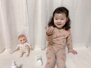 mom e 맘이 내추럴 베이비 케어 크림+바디오일 — 5점을 준 리뷰어가 2021년 2월 올린 사용 사진