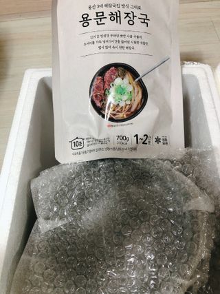 요리반상회 용문해장국 2팩 + 뚝배기 1개 — 5점을 준 리뷰어가 2021년 3월 올린 사용 사진