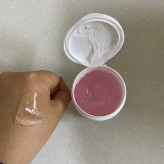 바이오오일 [바이오-오일] 드라이 스킨 젤 100ml — 4.5점을 준 리뷰어가 2021년 12월 올린 사용 사진
