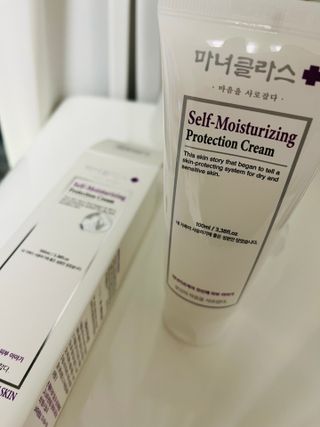 셀프 모이스처라이징 프로텍션 크림 셀프 모이스처라이징 프로텍션크림 — 4점을 준 리뷰어가 2022년 4월 올린 사용 사진