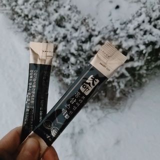 헬스업_천명진프리미엄홍삼스틱_10ml x 30포 — 5점을 준 리뷰어가 2021년 1월 올린 사용 사진