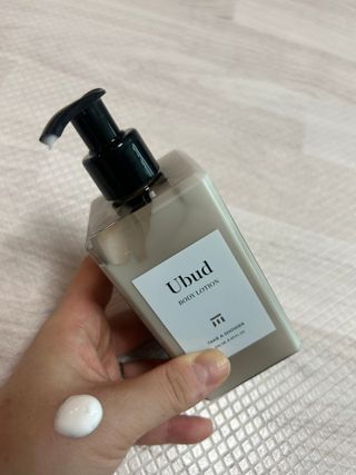 테이크어샤워 스마트스토어)우붓 바디로션 Ubud BODY LOTION 250ML — 5점을 준 리뷰어가 2025년 9월 올린 사용 사진