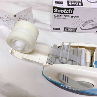 3M 한번의 터치로 깔끔하게 착! 원터치 테이프 디스펜서 — 5점을 준 리뷰어가 2023년 7월 올린 사용 사진