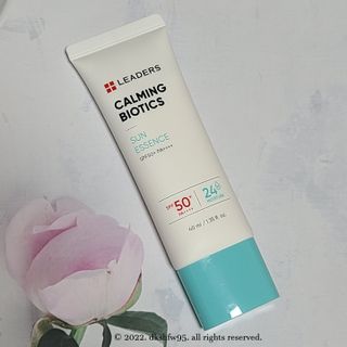 리더스코스메틱 리더스 카밍 바이오틱스 선 에센스 SPF 50+ PA++++ — 5점을 준 리뷰어가 2022년 7월 올린 사용 사진