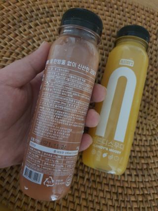 BLENDY'S 핑크 스무디+블론디 스무디 — 5점을 준 리뷰어가 2021년 11월 올린 사용 사진