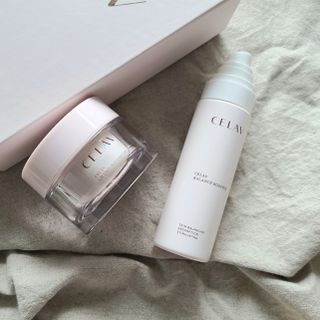 프리마인 바르기만 하면 철벽 스킨케어+24시간 마스크팩 효과. 셀라브 리제너레이팅 시스템 부스터+크림 세트 — 4점을 준 리뷰어가 2023년 7월 올린 사용 사진