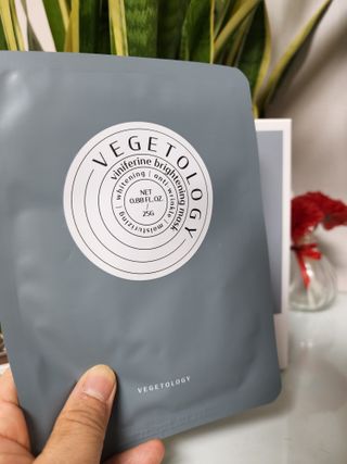 베지톨로지 비니페린 브라이트닝 마스크 (10매입) — 5점을 준 리뷰어가 2022년 8월 올린 사용 사진