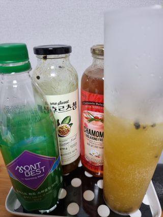 몽베스트 Montbest with Sparkling water Plain 20병 — 5점을 준 리뷰어가 2021년 11월 올린 사용 사진