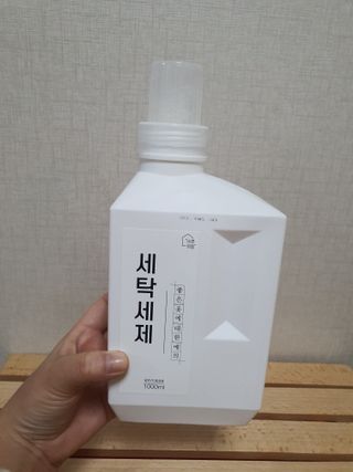(주)바른양품 바른양품 친환경 세탁세제 1L — 5점을 준 리뷰어가 2022년 1월 올린 사용 사진
