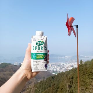셀렉스스포츠 셀렉스 스포츠 웨이 프로틴 초콜릿 _ 330ml x 12팩 — 5점을 준 리뷰어가 2021년 3월 올린 사용 사진