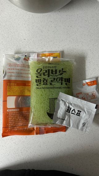 클린24시간 올리브 발효곤약면 찰비빔면 1세트-(3봉) — 4점을 준 리뷰어가 2023년 12월 올린 사용 사진