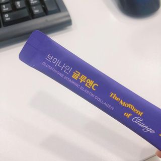 브이나인 글루타치온 비타민C 콜라겐 세라마이드 14포 1BOX — 4.5점을 준 리뷰어가 2022년 8월 올린 사용 사진
