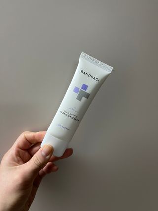 바노바기 코스메틱 바노바기 밀크씨슬 리페어 시카 선스크린 플러스 50ml — 5점을 준 리뷰어가 2023년 3월 올린 사용 사진