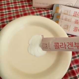 더리틀스 콜라겐부스터 — 5점을 준 리뷰어가 2022년 12월 올린 사용 사진