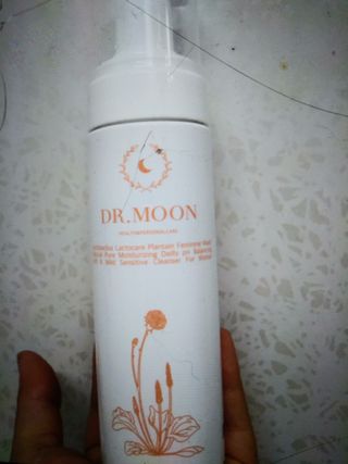 MF프리 [닥터문] 유산균 락토케어 질경초 여성청결제 200ml (폼타입) — 4점을 준 리뷰어가 2022년 7월 올린 사용 사진