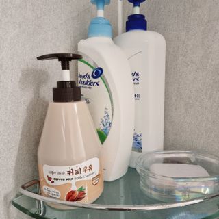 [과일나라] 피부가 마시는 커피우유 바디클렌저&바디로션 — 4점을 준 리뷰어가 2022년 3월 올린 사용 사진