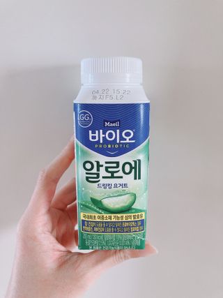 LIVE 매일바이오 알로에 드링킹 요거트 — 4점을 준 리뷰어가 2022년 4월 올린 사용 사진