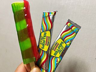 (주) 피치코리아 레인보우 롤팝젤리 후르츠믹스x10개입 — 5점을 준 리뷰어가 2023년 11월 올린 사용 사진