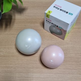 [트라택] 홈 필라테스 SET [미니짐볼+웨이트볼(0.5kg&1kg+요가블럭] — 5점을 준 리뷰어가 2022년 7월 올린 사용 사진