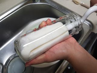 에티튜드 천연 젖병세정제 무향 아토베이비 폼타입 (295ml) 천연 친환경 비건 — 5점을 준 리뷰어가 2022년 8월 올린 사용 사진