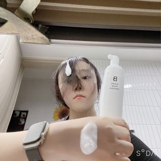 블룸비 거품 두피 샴푸 — 4점을 준 리뷰어가 2022년 6월 올린 사용 사진
