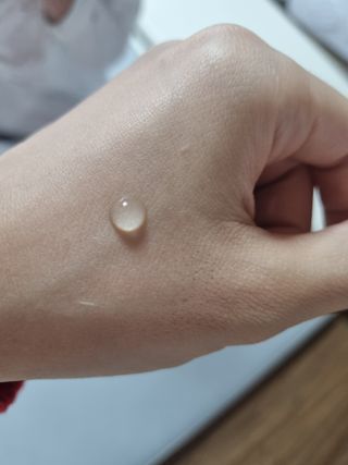 체르엠 스템앤셀 비타민 브라이트닝 에센스 30ml 1개 — 4점을 준 리뷰어가 2021년 10월 올린 사용 사진