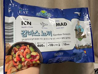 [테이스티나인][레디잇x부루마불] 감바스 뇨끼 460g — 5점을 준 리뷰어가 2022년 5월 올린 사용 사진