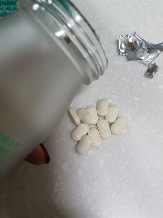 체인미 엘라스틴 콜라겐으로 이뻐진데이 500mg x 30정 — 5점을 준 리뷰어가 2021년 12월 올린 사용 사진