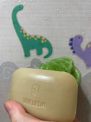 벨레다 카렌듈라 솝& 씨벅쏜 미니 핸드크림 세트 — 5점을 준 리뷰어가 2021년 8월 올린 사용 사진