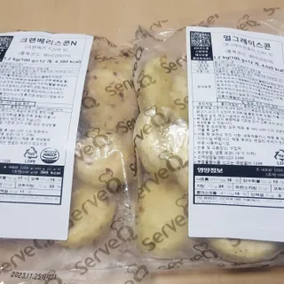 서브큐 스콘 냉동생지 3종 (크랜베리 스콘, 얼그레이 스콘, 초코헤이즐넛 스콘) — 4점을 준 리뷰어가 2023년 5월 올린 사용 사진