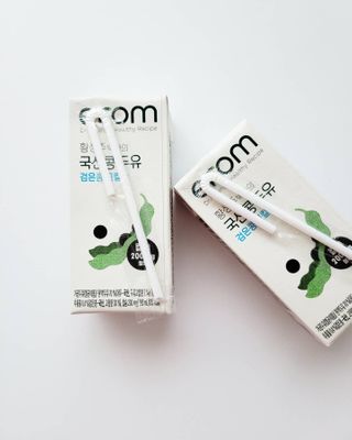 이롬 erom 황성주박사의 국산콩 두유 검은콩 고칼슘 — 5점을 준 리뷰어가 2020년 12월 올린 사용 사진