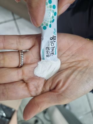 프리마인 유산균 국가지정연구소 선정, 살아있는 생유산균 200억 마리의 힘. 유산균n굿바이옴플러스 — 5점을 준 리뷰어가 2022년 11월 올린 사용 사진