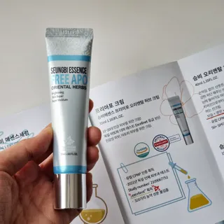 조아산코스메틱 승비 에센스 프리아포 오리엔탈 허브 크림 + 승비 에센스 프리아포 오리엔탈 허브 스킨 SET — 5점을 준 리뷰어가 2022년 5월 올린 사용 사진