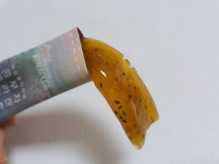 엘리샤코이 아임얼라이브 콤부차 콜라겐 506 스틱젤리 패션프루트 — 5점을 준 리뷰어가 2022년 8월 올린 사용 사진