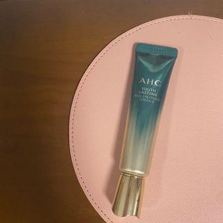 [NEW 탄력유턴 아이크림] AHC 유스 래스팅 리얼 아이크림 포 페이스 — 5점을 준 리뷰어가 2021년 3월 올린 사용 사진
