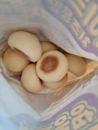 한성기업 베이크볼 치즈몽땅 300g x 2봉 — 4점을 준 리뷰어가 2021년 9월 올린 사용 사진