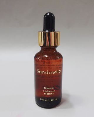 스킨큐어 산다화 비타민c 화이트닝 에센스 30ml — 5점을 준 리뷰어가 2021년 8월 올린 사용 사진
