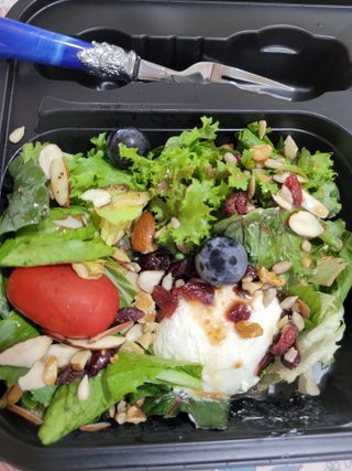 참살이도시락 작심삼일 샐러드도시락 3개 맛보기 새벽배송 또는 택배배송 — 5점을 준 리뷰어가 2021년 9월 올린 사용 사진