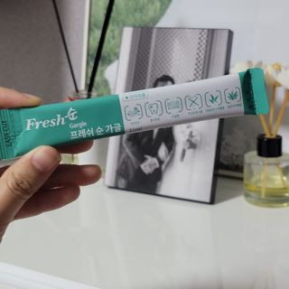 에프에이치아이코리아 Fresh순 프로폴리스 무알콜 일회용 가글 11ml 10개입 — 5점을 준 리뷰어가 2021년 5월 올린 사용 사진