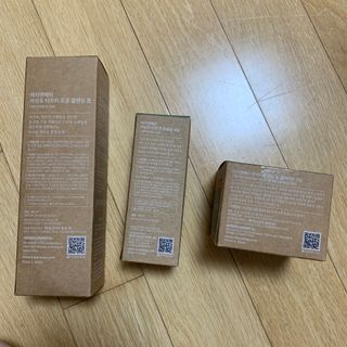 마리엔메이 센서티브 수딩 젤 크림 + 어성초 티트리 추출물 세럼 + 어성초 티트리 모공 클렌징 폼 — 4.5점을 준 리뷰어가 2021년 9월 올린 사용 사진