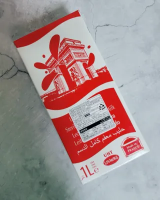 락티노브 프랑스에서 온 프리미엄 우유 래드바쉬 멸균우유 1L x 4개 — 5점을 준 리뷰어가 2022년 4월 올린 사용 사진