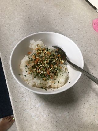 해풀잎 누구나 김밥*1ea [(혼합야채 35g *1ea,  김밥김 (5g, 5ea),  양념간장 (6g, 5ea), 참기름(5g, 2ea)] — 4점을 준 리뷰어가 2022년 7월 올린 사용 사진
